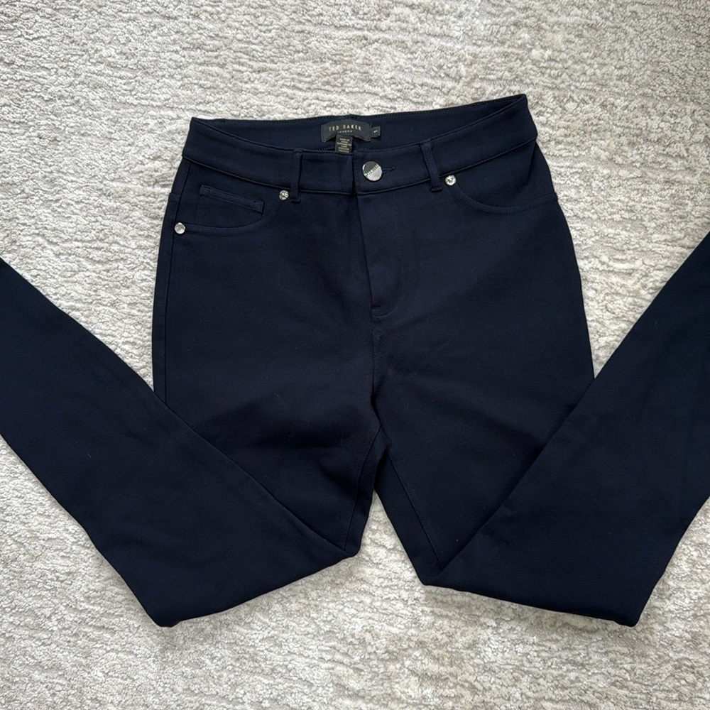 *LIKE NEW* Ted Baker Women's Navy Blue Stretch Ankle Pants w/ Chrome Accents - 1 - Picture 3 of 11